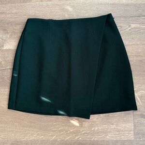 A&F Hunter Green Skort